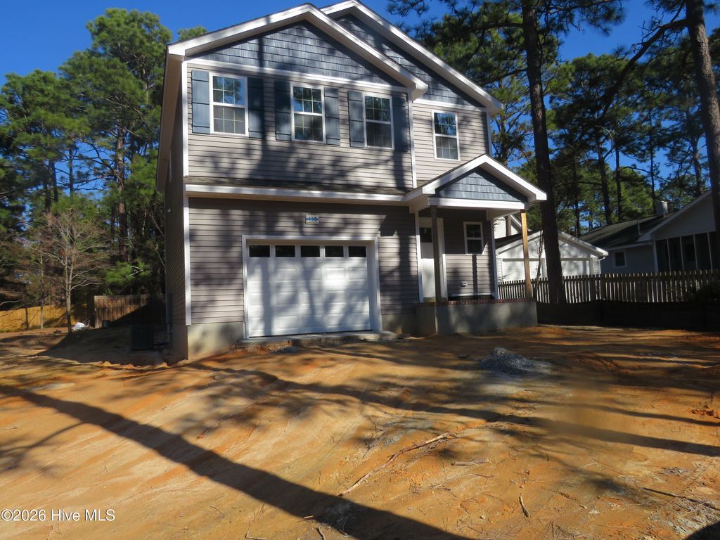 Photo of 435 W New Jersey Avenue, Southern Pines, NC 28387 (MLS # 100541794)