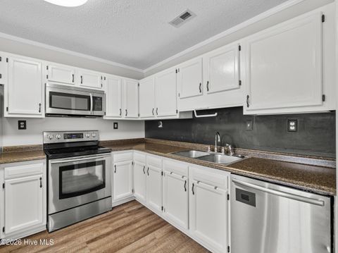 Tiny photo for 378 Riggs Road, Hubert, NC 28539 (MLS # 100550311)