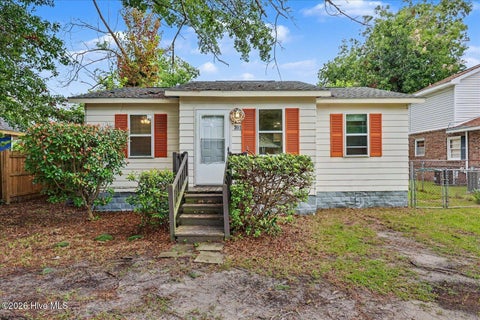 Photo of 301 Montgomery Avenue, Wilmington, NC 28405 (MLS # 100600209)