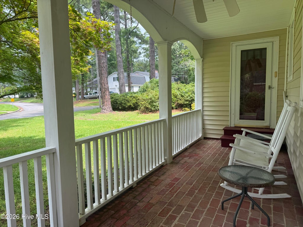 Photo of 208 Crescent Drive, Windsor, NC 27983 (MLS # 100599986)