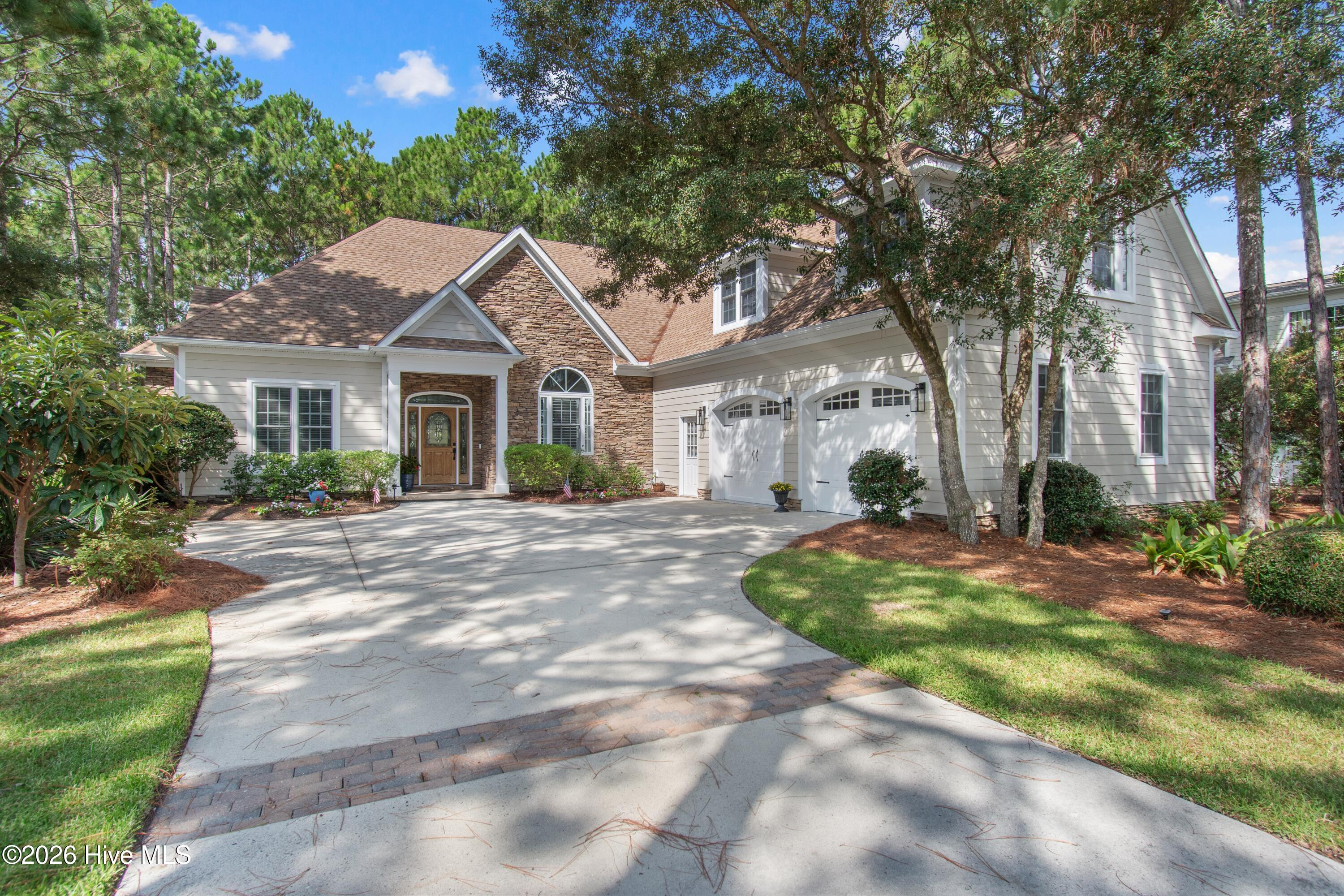 3807 Ridge Crest Drive