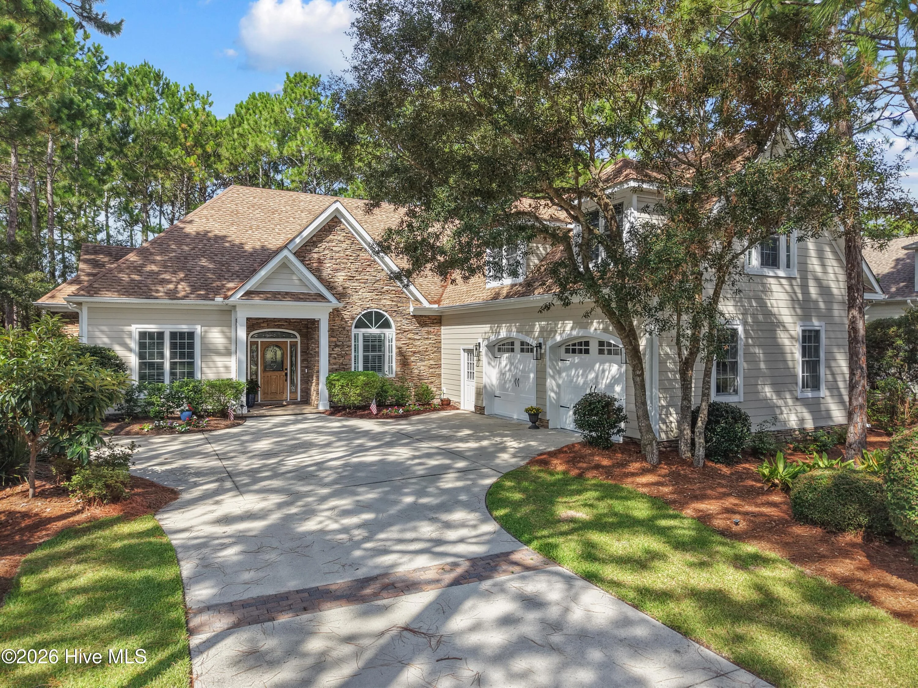 3807 Ridge Crest Drive