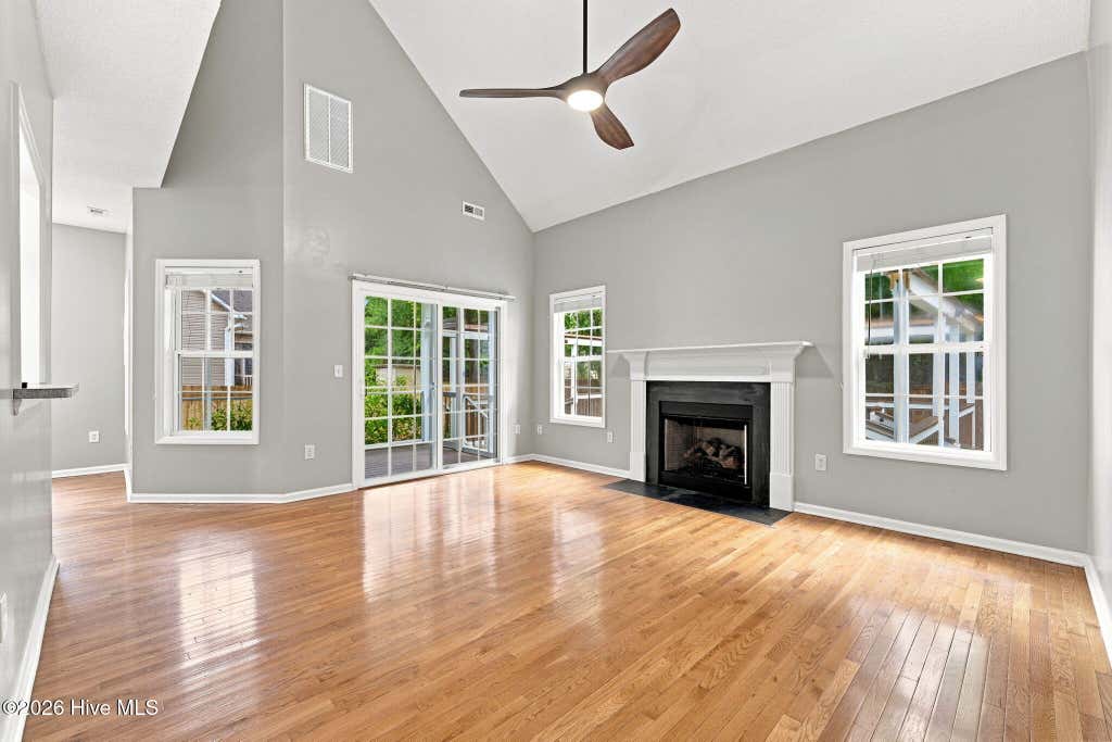 Photo of 127 Bayshore Drive, Sneads Ferry, NC 28460 (MLS # 100592987)