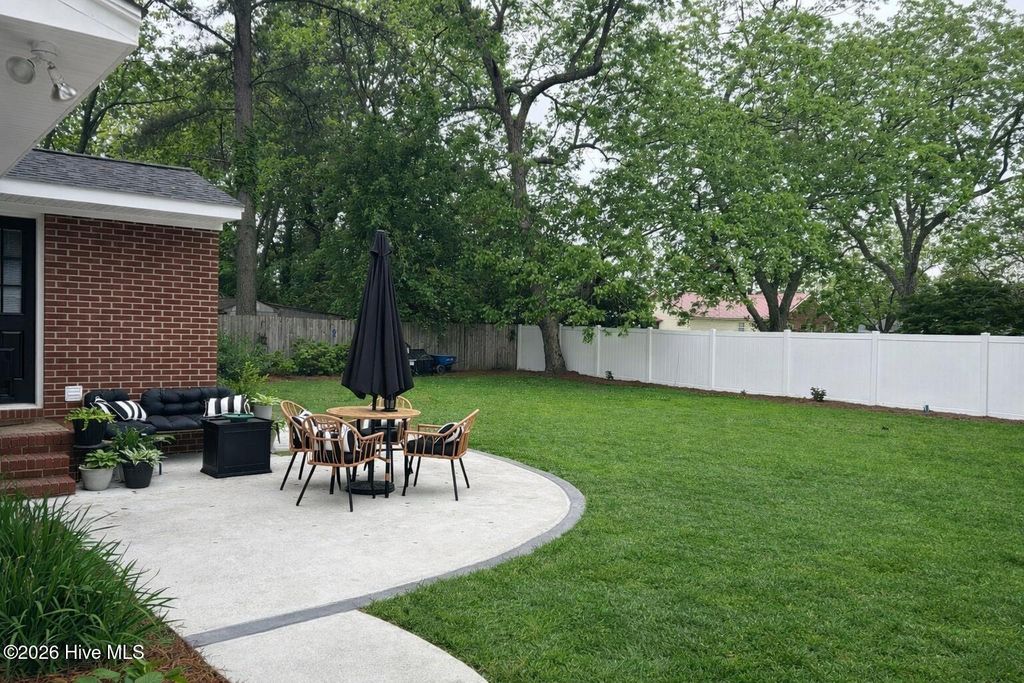 Photo of 103 Pecan Drive, Murfreesboro, NC 27855 (MLS # 100561646)