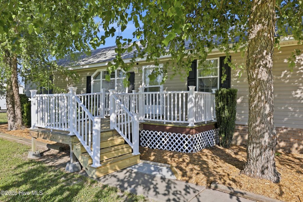 Photo of 204 Katies Trail, Elizabeth City, NC 27909 (MLS # 100575834)