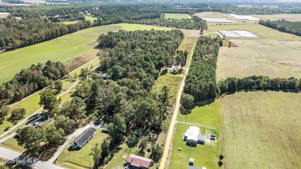 Photo of 153 Mb Bennett Lane, Clinton, NC 28328 (MLS # 100546278)