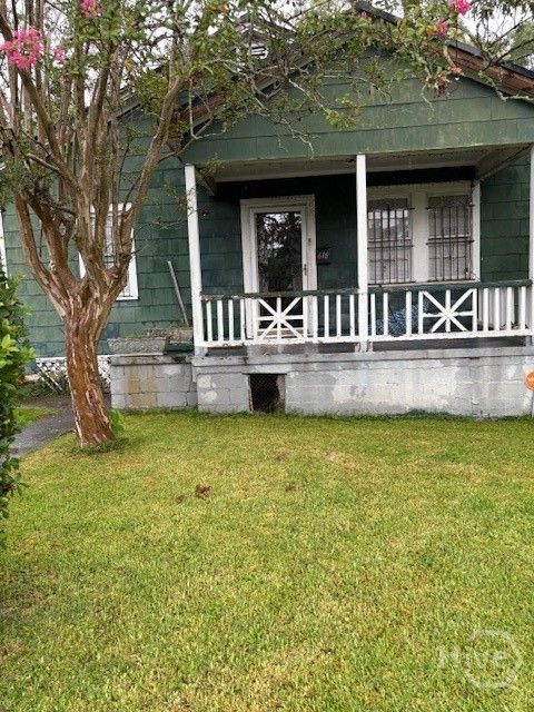 Homes For Sale - 616 E 33rd Street<br/> Chatham County, Savannah, GA 31401