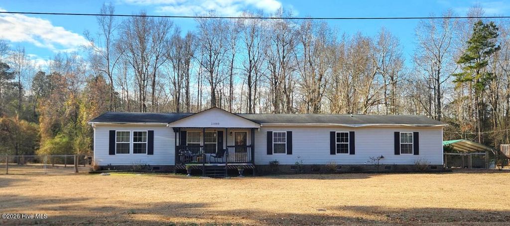 Photo of 21080 Salley Mcnair Road, Laurinburg, NC 28352 (MLS # 100551176)