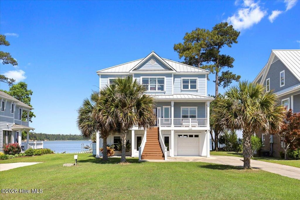 Photo of 720 Willbrook Circle, Sneads Ferry, NC 28460 (MLS # 100572331)