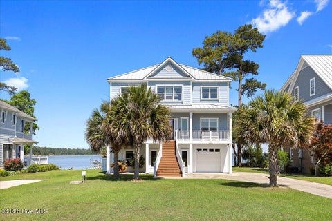 Homes For Sale - 720 Willbrook Circle<br/> Onslow County, Sneads Ferry, NC 28460