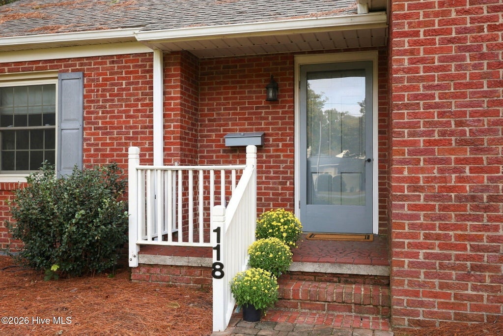 Photo of 118 Spruce Street, Washington, NC 27889 (MLS # 100613498)