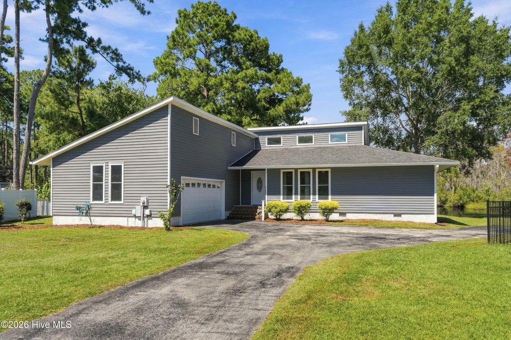 Photo of 107 Knotline Road, New Bern, NC 28562 (MLS # 100606250)