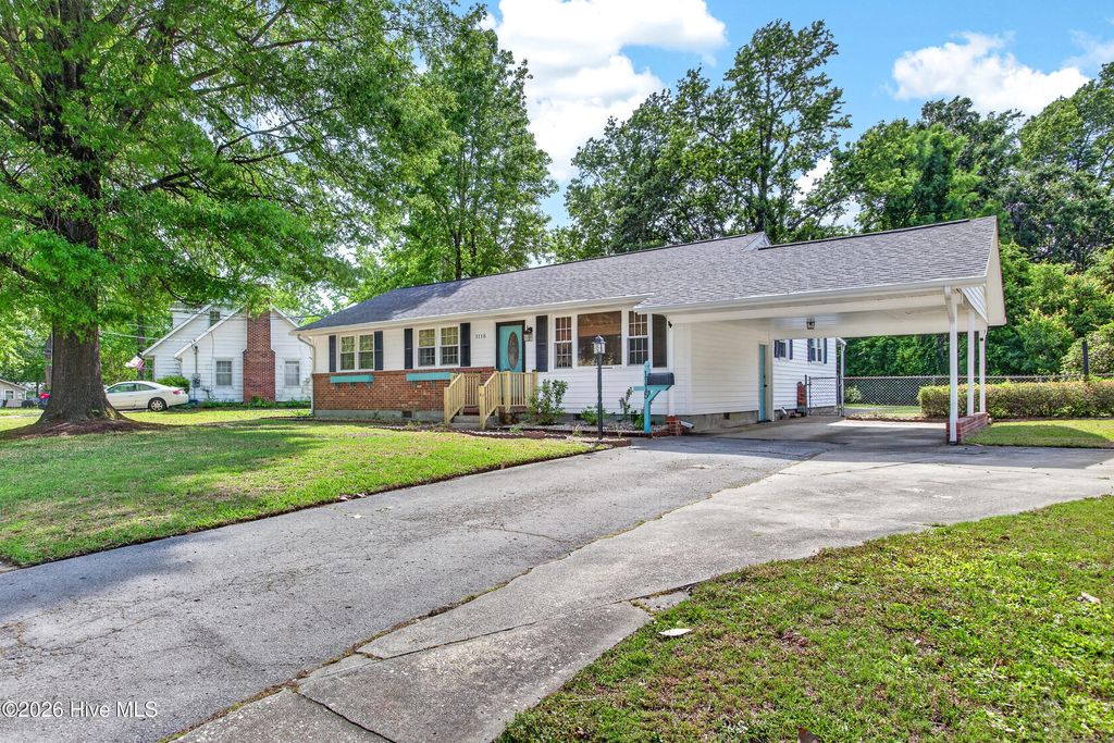 Photo of 1115 Clifton Road, Jacksonville, NC 28540 (MLS # 100572020)