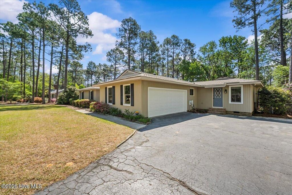 Photo of 255 Stoneyfield Drive, Southern Pines, NC 28387 (MLS # 100568193)