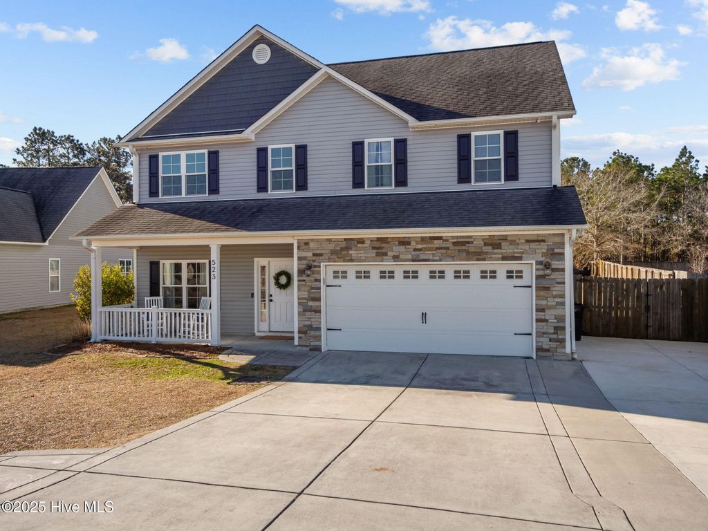 Photo of 523 Aberdineshire Court, Hubert, NC 28539 (MLS # 100547067)
