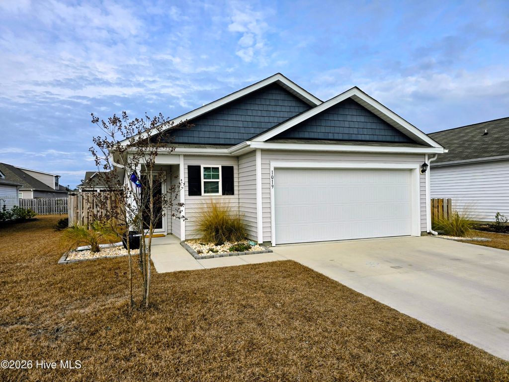 Photo of 1019 Course Lane, Holly Ridge, NC 28445 (MLS # 100551064)