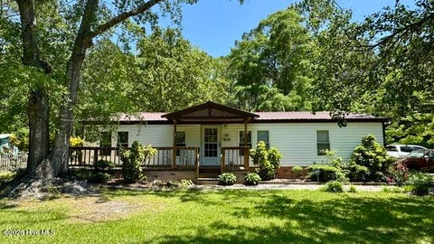 Mobile Home For Sale - 648 Old Church Road<br/> Swansboro, NC 28584