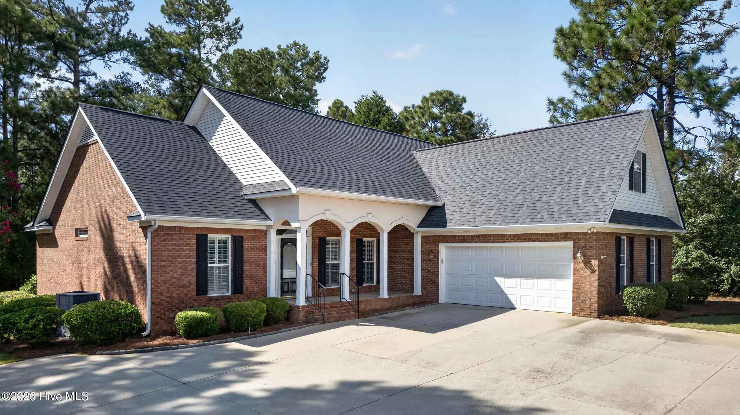 212 Red Oak Lane