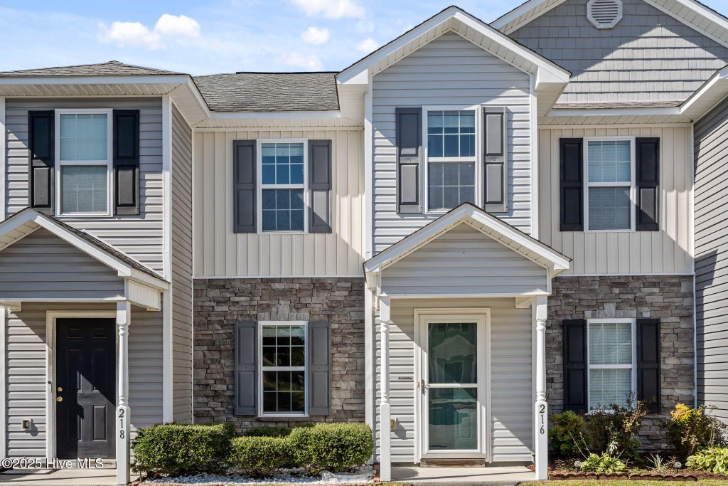 Photo of 216 Glen Cannon Drive, Jacksonville, NC 28546 (MLS # 100612538)