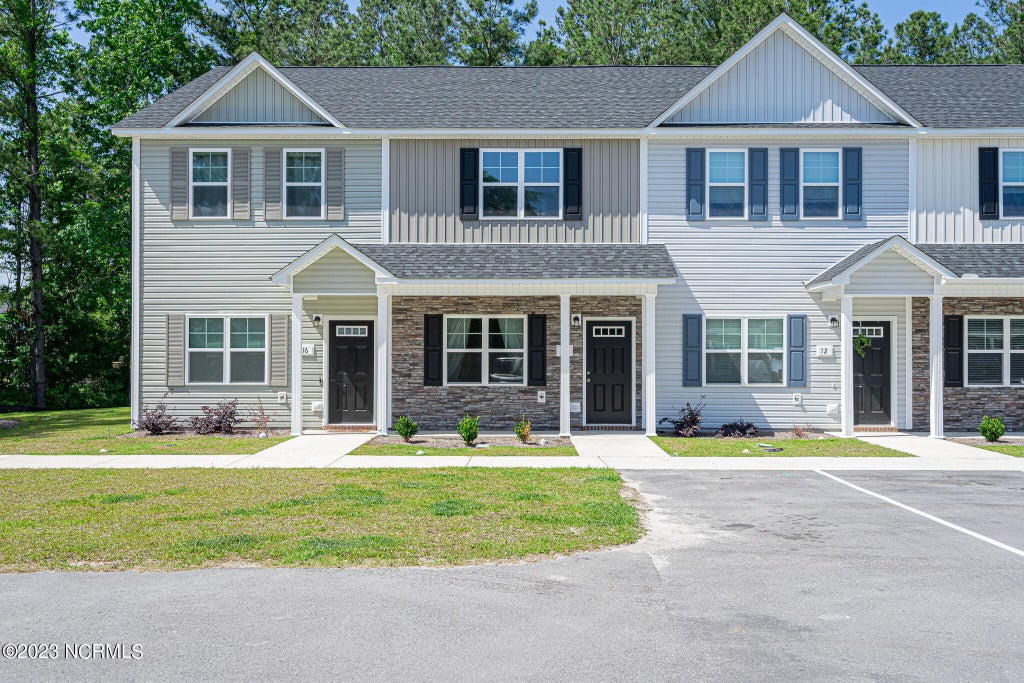 Photo of 14 Jaydn Drive W, Jacksonville, NC 28546 (MLS # 100611567)