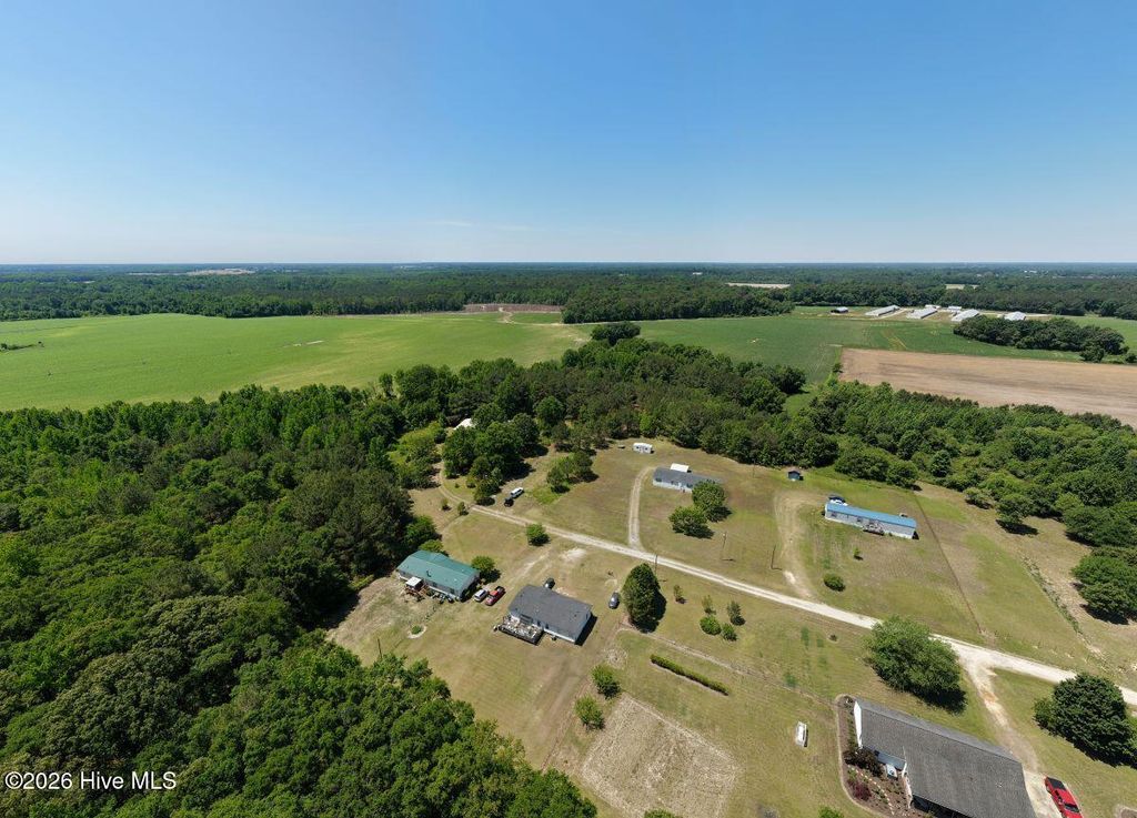 Photo of 67 Fox Run Drive, Pikeville, NC 27863 (MLS # 100571989)