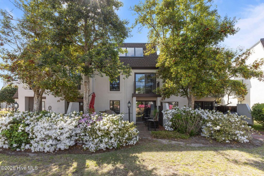 Photo of 142 Corncake Circle, Morehead City, NC 28557 (MLS # 100566302)