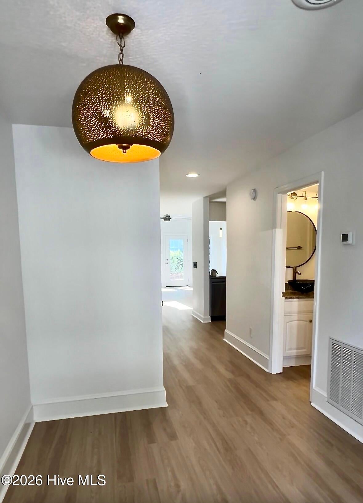 6211 Wrightsville Avenue Apt 127