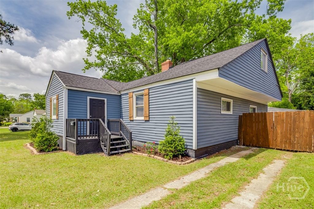 Photo of 1924 Utah Street, Savannah, GA 31404 (MLS # SA353437)