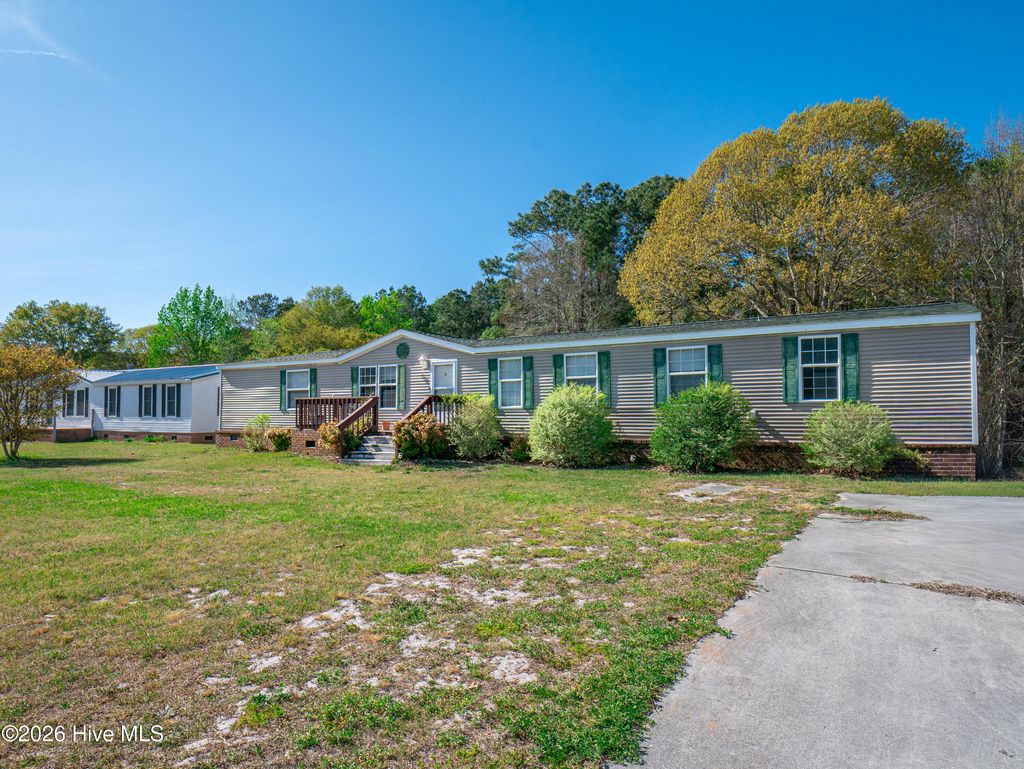 Photo of 108 Manchester Lane, Holly Ridge, NC 28445 (MLS # 100565026)