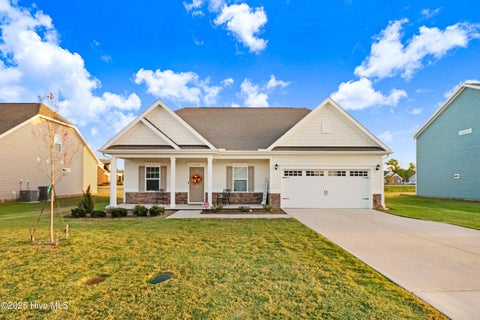 Homes For Sale - 118 Masters Way<br/> Goldsboro, NC 27530