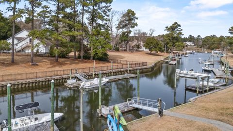Tiny photo for 102 Olde Point Loop, Hampstead, NC 28443 (MLS # 100562182)