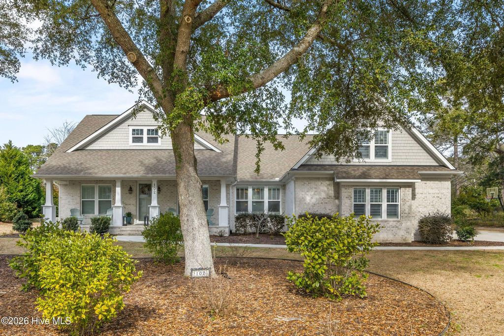 Photo of 102 Olde Point Loop, Hampstead, NC 28443 (MLS # 100562182)