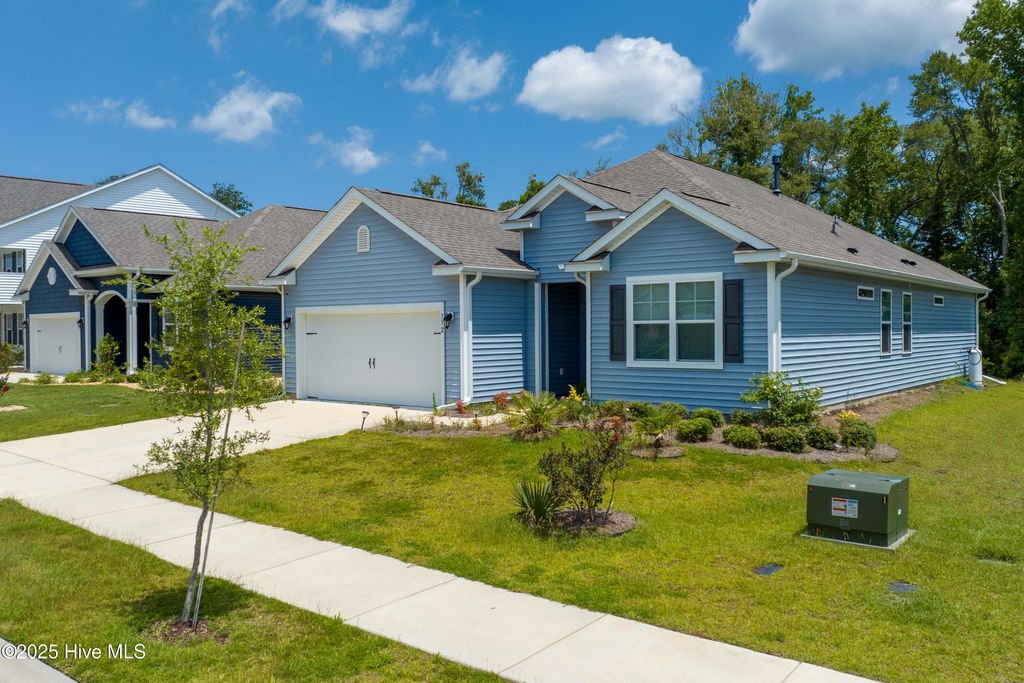 Photo of 332 Edgewater Way, Holly Ridge, NC 28445 (MLS # 100564449)