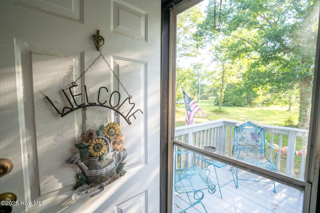 Photo of 340 Belgrade Swansboro Road, Stella, NC 28582 (MLS # 100513589)