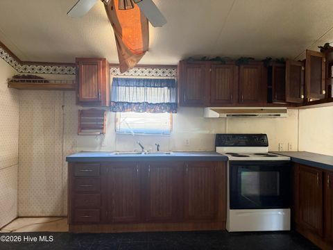 Tiny photo for 202 Market Street, Jacksonville, NC 28546 (MLS # 100573951)