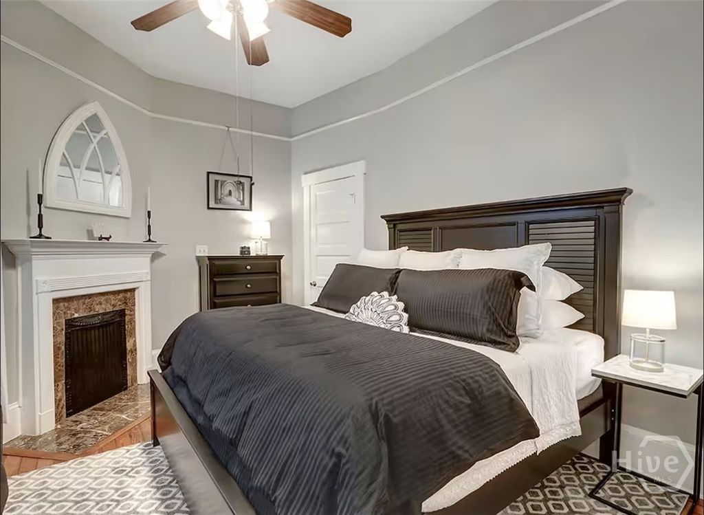 Photo of 814 Drayton Street, Savannah, GA 31401 (MLS # SA351304)