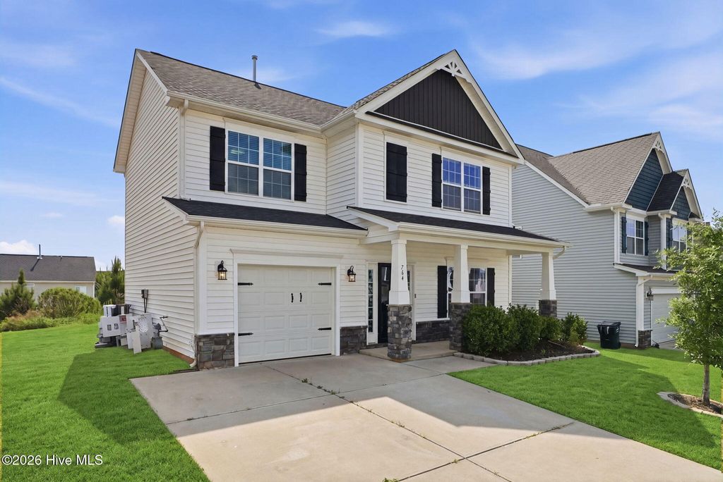 Photo of 764 Lakemont Drive, Clayton, NC 27520 (MLS # 100570099)