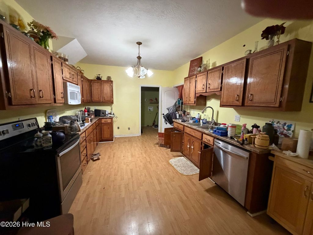 Photo of 155 Mcgahee Avenue, Dearing, GA 30808 (MLS # 100574121)