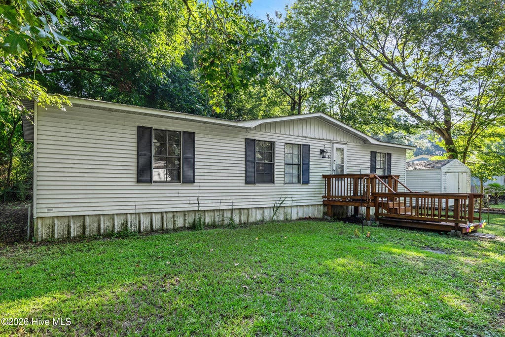 Photo of 208 Early Drive, Jacksonville, NC 28540 (MLS # 100603852)