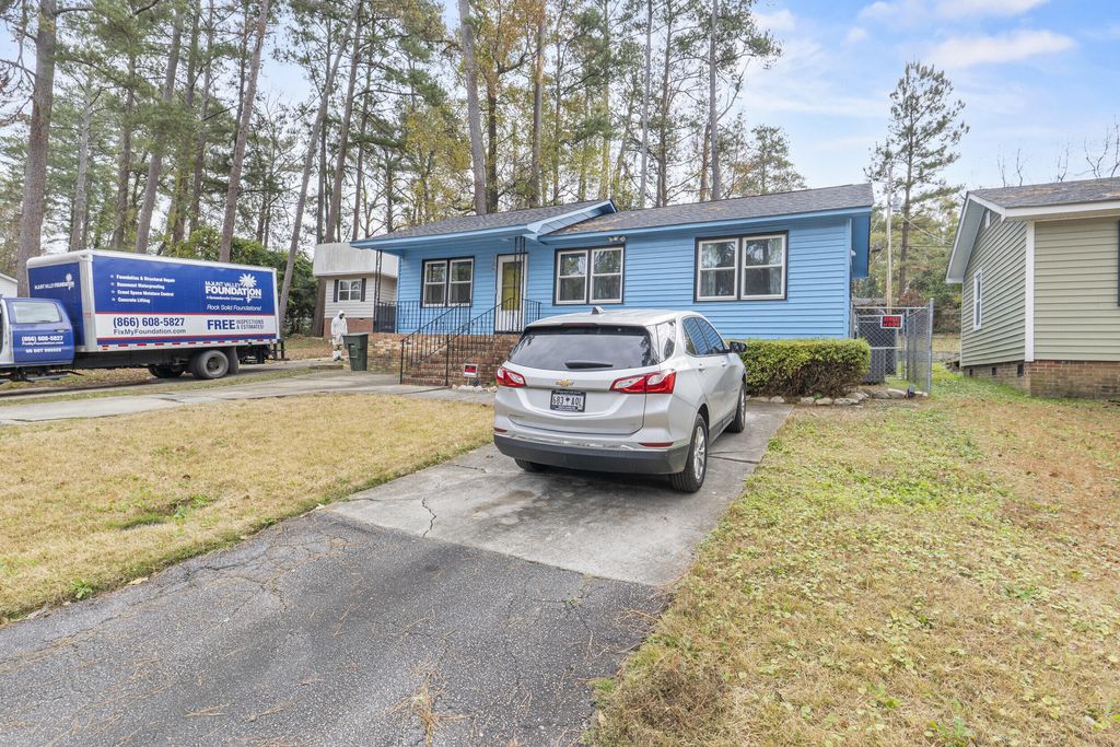 Photo of 5106 Randall Avenue, Columbia, SC 29203 (MLS # 550557)