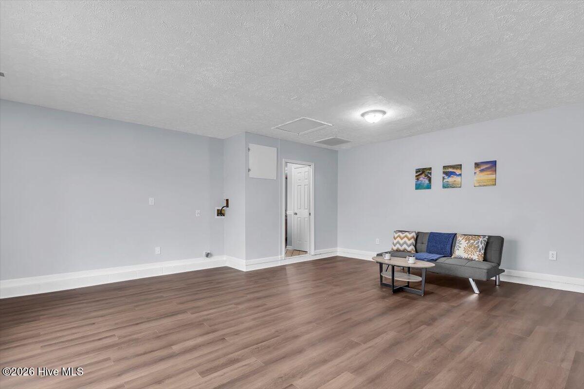 215 Devonshire Drive