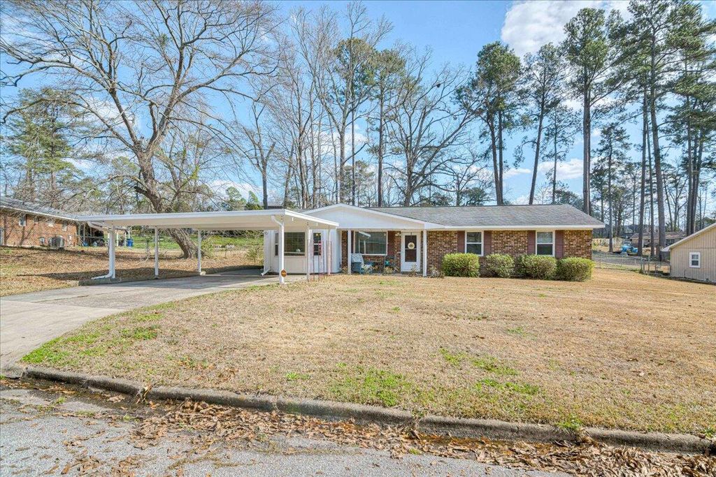 Photo of 4518 Colonial Road, Martinez, GA 30907 (MLS # 552889)