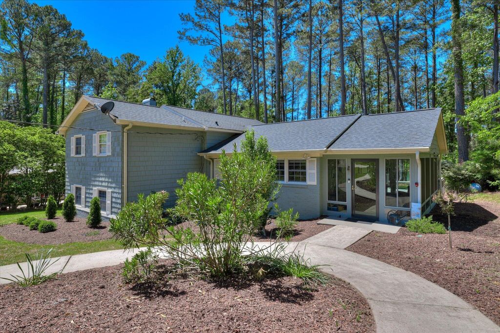 Photo of 3231 Bay Shore Drive, Lincolnton, GA 30817 (MLS # 554905)