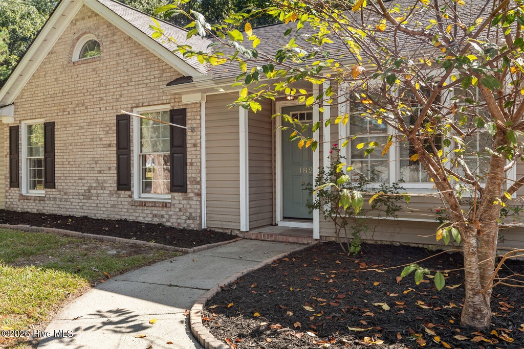 Photo of 182 Raintree Circle, Jacksonville, NC 28540 (MLS # 100605798)