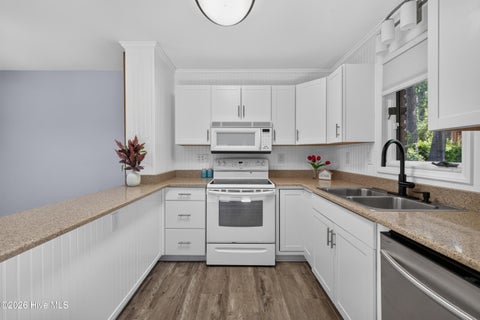 Tiny photo for 2008 Albert Circle, Wilmington, NC 28403 (MLS # 100601967)