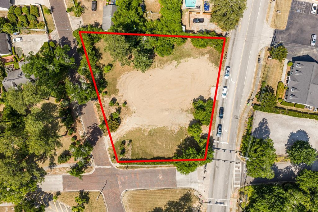 Photo of 2875 Lake Forest Drive, Augusta, GA 30909 (MLS # 554776)