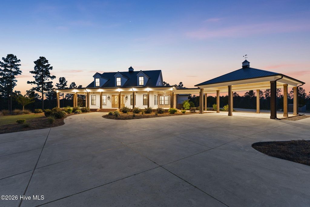 Photo of 162 Lanham Road, Edgefield, SC 29824 (MLS # 100575073)