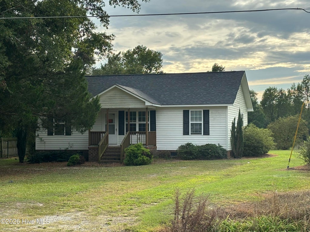 Photo of 869 Wagon Ford Road, Pink Hill, NC 28572 (MLS # 100605624)