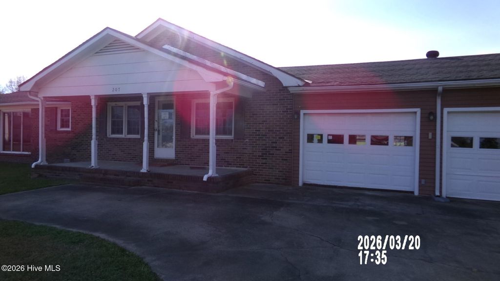 Photo of 207 N Kennedy Street, Beulaville, NC 28518 (MLS # 100567083)