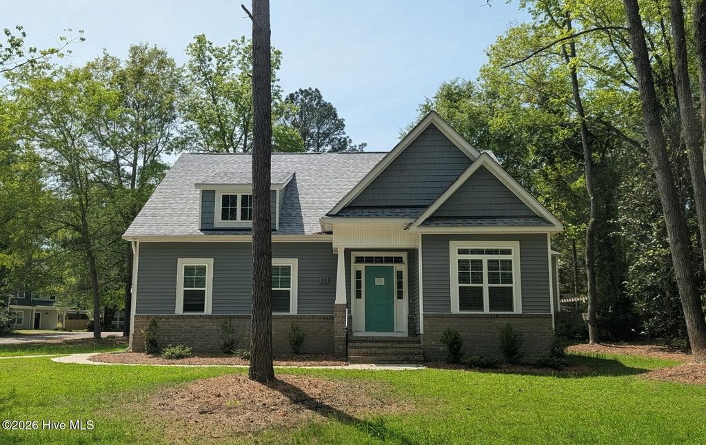 Photo of 816 Red Hawk Place, Vass, NC 28394 (MLS # 100444380)